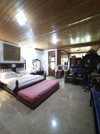 Hunian Elit LB 275m2 Siap Pakai Desain Elegan di Cipete, Jakarta Selatan Hunian Elit LB 275m2 Siap Pakai Desain Elegan di Cipete, Jakarta Selatan