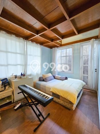 Dijual Rumah Premium dengan Fasilitas Sekitar Lengkap di Kebayoran Lama, Jakarta Selatan Dijual Rumah Premium dengan Fasilitas Sekitar Lengkap di Kebayoran Lama, Jakarta Selatan