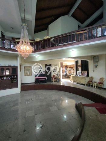 Rumah Luxury Modern Siap Huni di Simprug Jakarta Selatan Rumah Luxury Modern Siap Huni di Simprug Jakarta Selatan