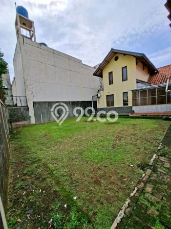 Rumah Elit Modern Tanpa Renovasi di Cipete Jakarta Selatan Rumah Elit Modern Tanpa Renovasi di Cipete Jakarta Selatan