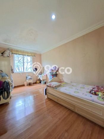 Rumah Luxury Modern Tanpa Renovasi di Pondok Indah Jakarta Selatan Rumah Luxury Modern Tanpa Renovasi di Pondok Indah Jakarta Selatan