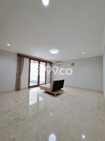 Ready to Use! Luxury House LT 410m2 Desain Modern di Pondok Indah Ready to Use! Luxury House LT 410m2 Desain Modern di Pondok Indah