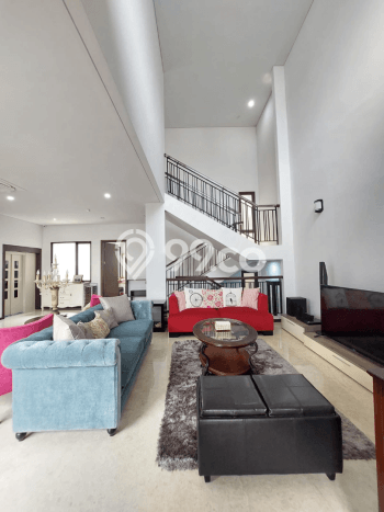 Rumah Luxury Modern Tanpa Renovasi di BSD City Tangerang Rumah Luxury Modern Tanpa Renovasi di BSD City Tangerang