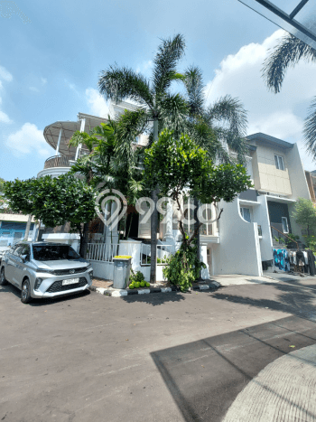 Dijual Rumah Premium dengan Fasilitas Sekitar Komplit di Mampang Prapatan, Jakarta Selatan Dijual Rumah Premium dengan Fasilitas Sekitar Komplit di Mampang Prapatan, Jakarta Selatan