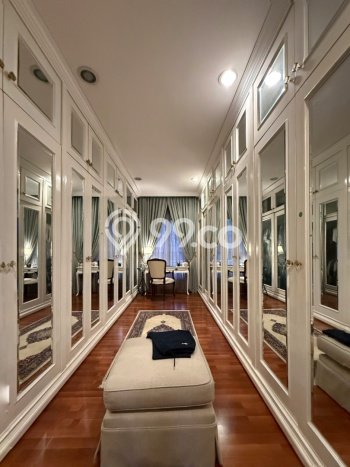 Rumah Luxury Modern Tanpa Renovasi di Fatmawati Jakarta Selatan Rumah Luxury Modern Tanpa Renovasi di Fatmawati Jakarta Selatan