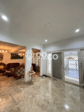 Rumah Elit Modern Siap Huni di Tanjung Barat Jakarta Selatan Rumah Elit Modern Siap Huni di Tanjung Barat Jakarta Selatan
