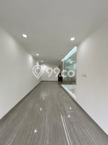 Ready to Use! Luxury House LT 120m2 Desain Modern di Pondok Indah Ready to Use! Luxury House LT 120m2 Desain Modern di Pondok Indah