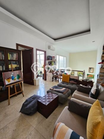 Rumah Luxury Modern Tanpa Renovasi di Pejaten Jakarta Selatan Rumah Luxury Modern Tanpa Renovasi di Pejaten Jakarta Selatan