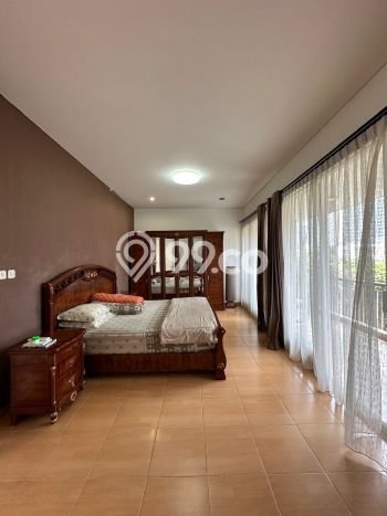 Ready to Use! Luxury House LT 187m2 Desain Modern di Lebak Bulus Ready to Use! Luxury House LT 187m2 Desain Modern di Lebak Bulus