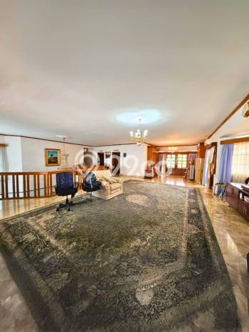 For Sale! Luxury House LT 500m2 Desain Elegan di Lebak Bulus For Sale! Luxury House LT 500m2 Desain Elegan di Lebak Bulus