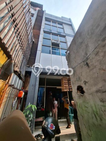 Ruko Bagus Dijual LB 250m2 Lokasi Strategis Jakarta Selatan Area Cocok untuk Berbisnis Ruko Bagus Dijual LB 250m2 Lokasi Strategis Jakarta Selatan Area Cocok untuk Berbisnis