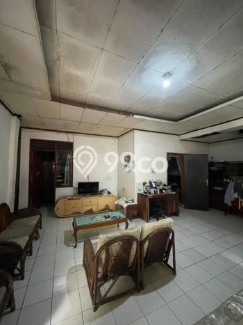 Ready to Use! Premium House LT 256m2 Desain Elegan di Cipete Ready to Use! Premium House LT 256m2 Desain Elegan di Cipete