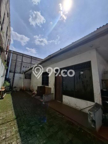 Rumah Elit LB 400m2 Siap Pakai Desain Elegan di Warung Buncit, Jakarta Selatan Rumah Elit LB 400m2 Siap Pakai Desain Elegan di Warung Buncit, Jakarta Selatan