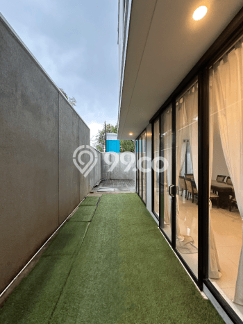 Rumah Elit LB 245m2 Siap Pakai Desain Elegan di Ampera, Jakarta Selatan Rumah Elit LB 245m2 Siap Pakai Desain Elegan di Ampera, Jakarta Selatan