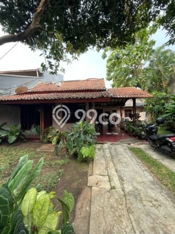 Ready to Use! Premium House LT 256m2 Desain Elegan di Cipete Ready to Use! Premium House LT 256m2 Desain Elegan di Cipete