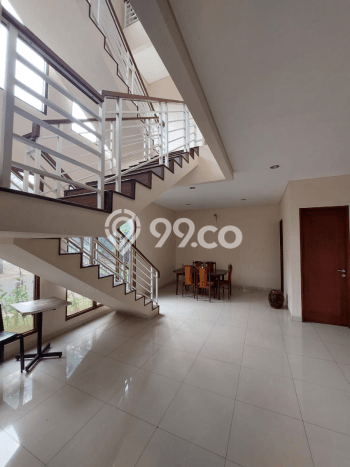 Rumah Elit Modern Siap Huni di Lebak Bulus Jakarta Selatan Rumah Elit Modern Siap Huni di Lebak Bulus Jakarta Selatan
