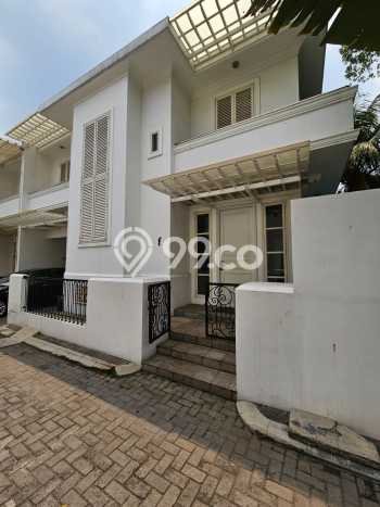 Rumah Luxury Modern Tanpa Renovasi di Kemang Jakarta Selatan Rumah Luxury Modern Tanpa Renovasi di Kemang Jakarta Selatan