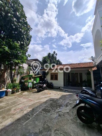 Rumah Elit LB 400m2 Siap Pakai Desain Elegan di Warung Buncit, Jakarta Selatan Rumah Elit LB 400m2 Siap Pakai Desain Elegan di Warung Buncit, Jakarta Selatan
