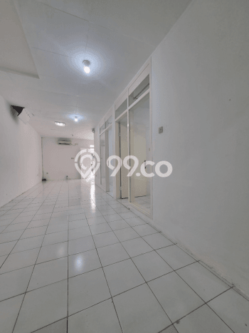 Ready to Use! Premium House LT 120m2 Desain Elegan di Pondok Indah Ready to Use! Premium House LT 120m2 Desain Elegan di Pondok Indah