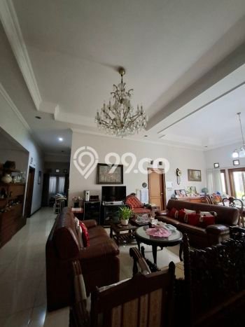 Rumah 9 Kamar Lokasi Asri di Semarang Selatan, Semarang Rumah 9 Kamar Lokasi Asri di Semarang Selatan, Semarang