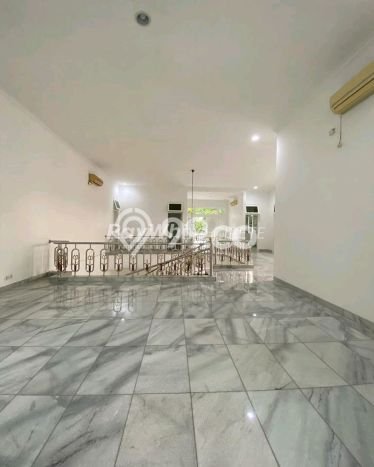 Ready to Use! Luxury House LT 1060m2 Desain Elegan di Cipete Ready to Use! Luxury House LT 1060m2 Desain Elegan di Cipete