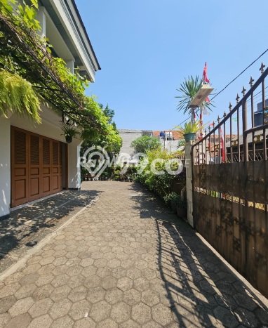 For Sale! Premium House LT 420m2 Desain Modern di Cipete For Sale! Premium House LT 420m2 Desain Modern di Cipete