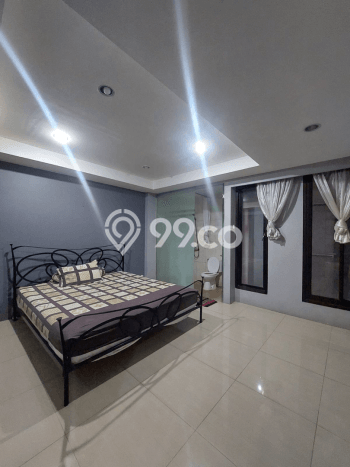 Aset Investasi! Rumah Kost Dijual di Kebayoran Baru, Jakarta Selatan, 20 KT, 20 KM, Luas 300m2 Aset Investasi! Rumah Kost Dijual di Kebayoran Baru, Jakarta Selatan, 20 KT, 20 KM, Luas 300m2