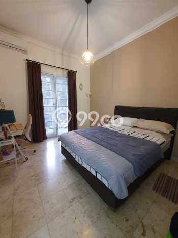 Rumah Luxury Modern Tanpa Renovasi di Lebak Bulus Jakarta Selatan Rumah Luxury Modern Tanpa Renovasi di Lebak Bulus Jakarta Selatan
