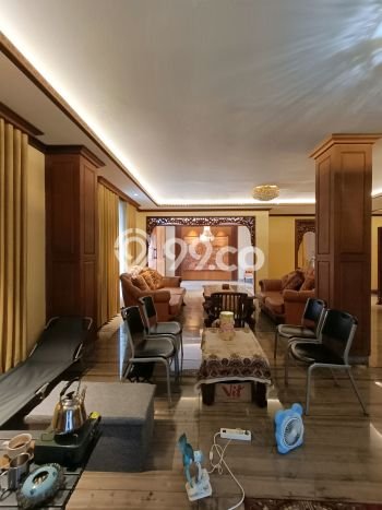 Rumah Mewah LB 600m2 Siap Pakai Desain Elegan di Jati Padang, Jakarta Selatan Rumah Mewah LB 600m2 Siap Pakai Desain Elegan di Jati Padang, Jakarta Selatan