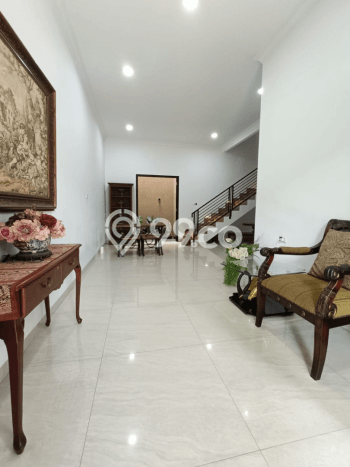 Jual Rumah Mewah Elegan Dengan View Eksklusif di Lebak Bulus, Jakarta Selatan Jual Rumah Mewah Elegan Dengan View Eksklusif di Lebak Bulus, Jakarta Selatan