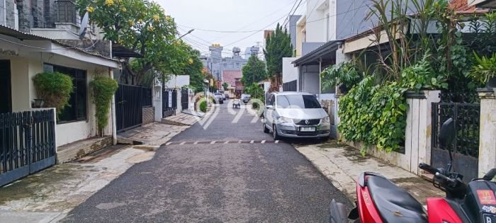 Rumah Elit Modern Siap Huni di Bendungan Hilir Jakarta Pusat Rumah Elit Modern Siap Huni di Bendungan Hilir Jakarta Pusat