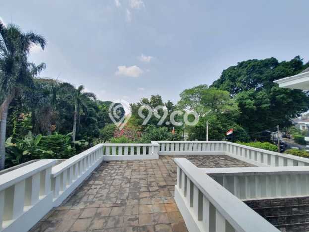 Disewakan Rumah Modern di Menteng Harga Rp 1,8 Miliar/ Tahun Disewakan Rumah Modern di Menteng Harga Rp 1,8 Miliar/ Tahun