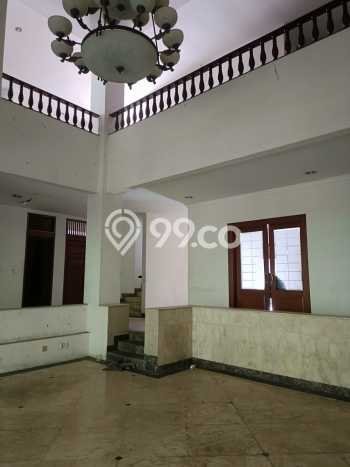 Jual Rumah Mewah Megah Dengan View Eksklusif di Pondok Indah, Jakarta Selatan Jual Rumah Mewah Megah Dengan View Eksklusif di Pondok Indah, Jakarta Selatan