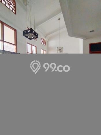 Rumah Elit Modern Tanpa Renovasi di Mega Kuningan Jakarta Selatan Rumah Elit Modern Tanpa Renovasi di Mega Kuningan Jakarta Selatan