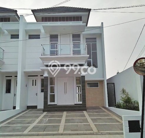 Rumah Strategis area Cilandak, Jakarta Selatan, Luas 186m² LB 165m² - HARGA NEGO! Rumah Strategis area Cilandak, Jakarta Selatan, Luas 186m² LB 165m² - HARGA NEGO!