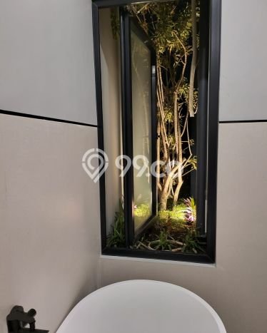 Rumah 3 KT 2 KM Semi Furnished di Lokasi Prestisius Pondok Indah, Jakarta Selatan Rumah 3 KT 2 KM Semi Furnished di Lokasi Prestisius Pondok Indah, Jakarta Selatan