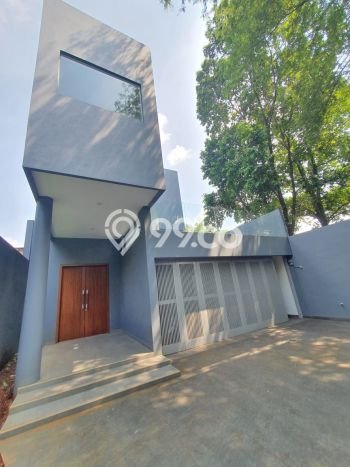 Siap Huni Hunian Elit 5 Kamar di Cilandak Dekat ke Mana Pun Siap Huni Hunian Elit 5 Kamar di Cilandak Dekat ke Mana Pun