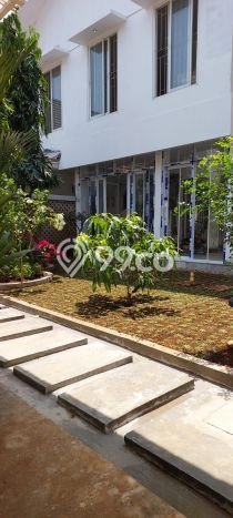 Dijual Rumah Luas Elegan Dengan View Cantik di Cikini, Jakarta Pusat Dijual Rumah Luas Elegan Dengan View Cantik di Cikini, Jakarta Pusat