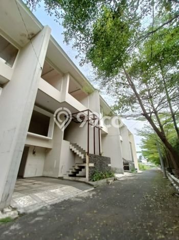 Lahan Dijual Lokasi Strategis di Jakarta Selatan dengan Luas 3500m2 Lahan Dijual Lokasi Strategis di Jakarta Selatan dengan Luas 3500m2