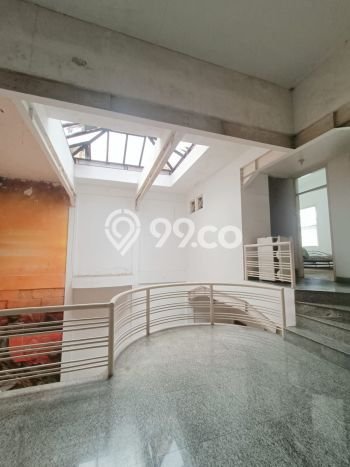 Dijual Rumah Luas Megah Dengan View Cantik di Bintaro, Jakarta Selatan Dijual Rumah Luas Megah Dengan View Cantik di Bintaro, Jakarta Selatan