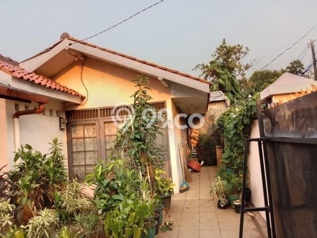 Rumah Mewah LB 250m2 Siap Huni Desain Elegan di Rempoa, Tangerang Rumah Mewah LB 250m2 Siap Huni Desain Elegan di Rempoa, Tangerang