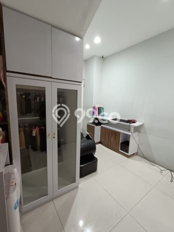 Ruko Dijual di Kebayoran Baru LT 68m2, LB 245m2 Solusi Investasi Cerdas Ruko Dijual di Kebayoran Baru LT 68m2, LB 245m2 Solusi Investasi Cerdas