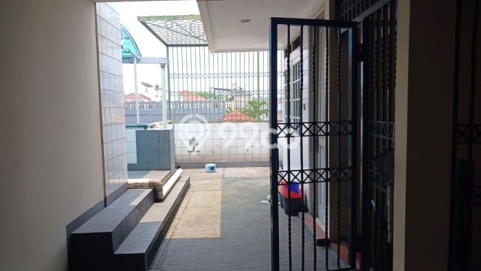 Siap Huni Hunian Elit 4 Kamar di Kebayoran Baru Dekat ke Mana Saja Siap Huni Hunian Elit 4 Kamar di Kebayoran Baru Dekat ke Mana Saja