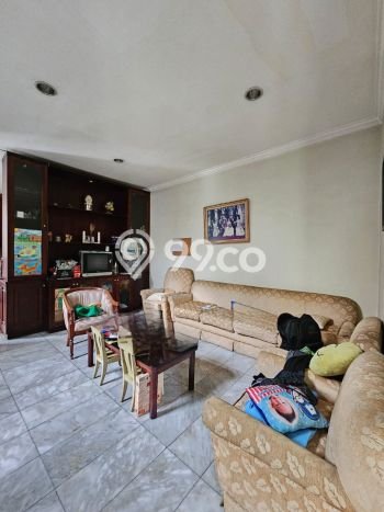 Rumah di Cilandak, Jakarta Selatan, Luas 281m² Bangunan 6413m² Rumah di Cilandak, Jakarta Selatan, Luas 281m² Bangunan 6413m²