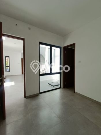 Rumah 4 KT 4 KM di Area Bintaro, Tangerang Selatan Rumah 4 KT 4 KM di Area Bintaro, Tangerang Selatan
