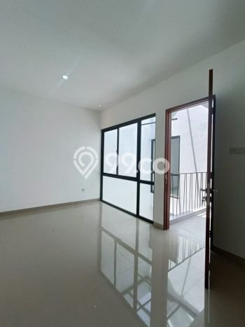 Rumah 4 KT 4 KM di Area Bintaro, Tangerang Selatan Rumah 4 KT 4 KM di Area Bintaro, Tangerang Selatan