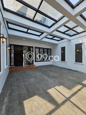 Ready to Use! Premium House LT 150m2 Desain Elegan di Bintaro Ready to Use! Premium House LT 150m2 Desain Elegan di Bintaro