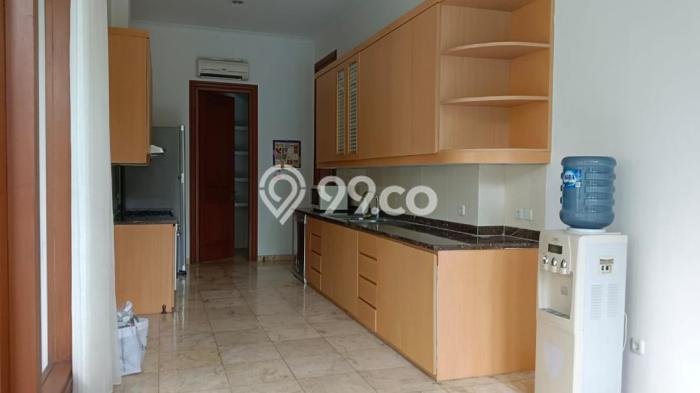 Disewakan Rumah Strategis di Kemang LT 610m2 / LB 480m2 Siap Huni Disewakan Rumah Strategis di Kemang LT 610m2 / LB 480m2 Siap Huni