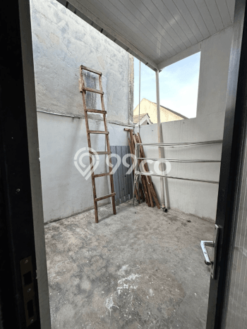 Rumah Elit Modern Tanpa Renovasi di Bintaro Tangerang Selatan Rumah Elit Modern Tanpa Renovasi di Bintaro Tangerang Selatan