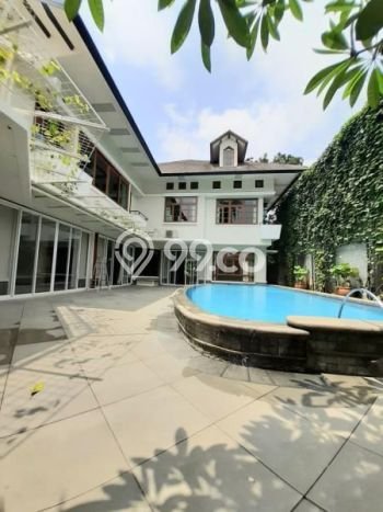Rumah kawasan Pondok Indah, Dekat Pusat Kota, 3 KT, Luas 680m² Bangunan 980m² Rumah kawasan Pondok Indah, Dekat Pusat Kota, 3 KT, Luas 680m² Bangunan 980m²